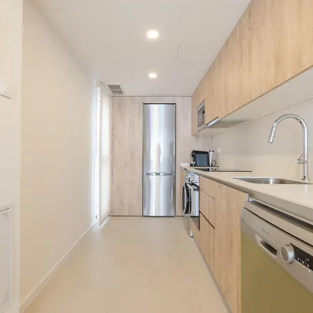 Vora Apartment *